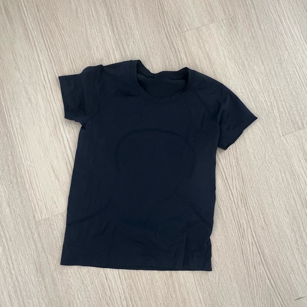 Lululemon top